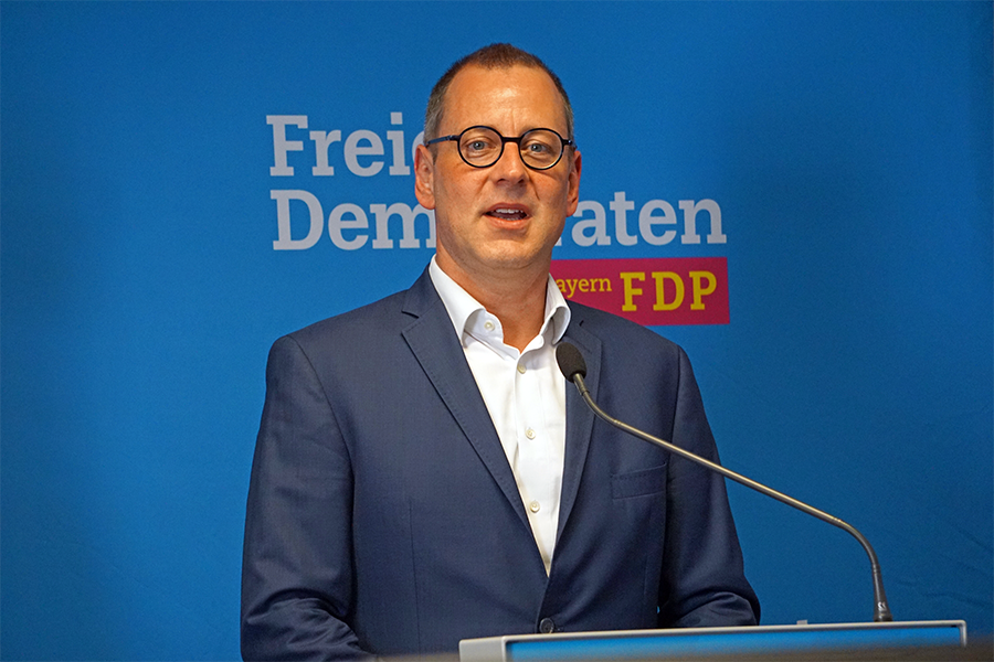 Michael Ruoff bei der Pressekonferenz am 23. Juni 2025 in München.